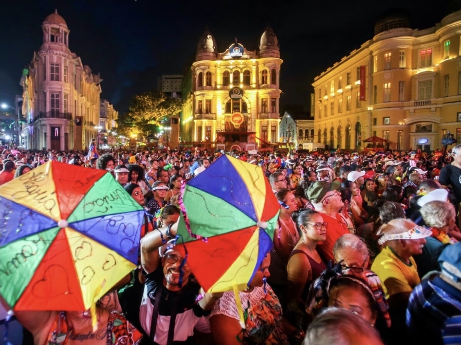 Por que a urgência do Carnaval?